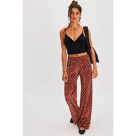 NWT FREE PEOPLE Flare Street Wide-Leg Velvet Flare Pants $188 L US 8 Christobel - Picture 2 of 6